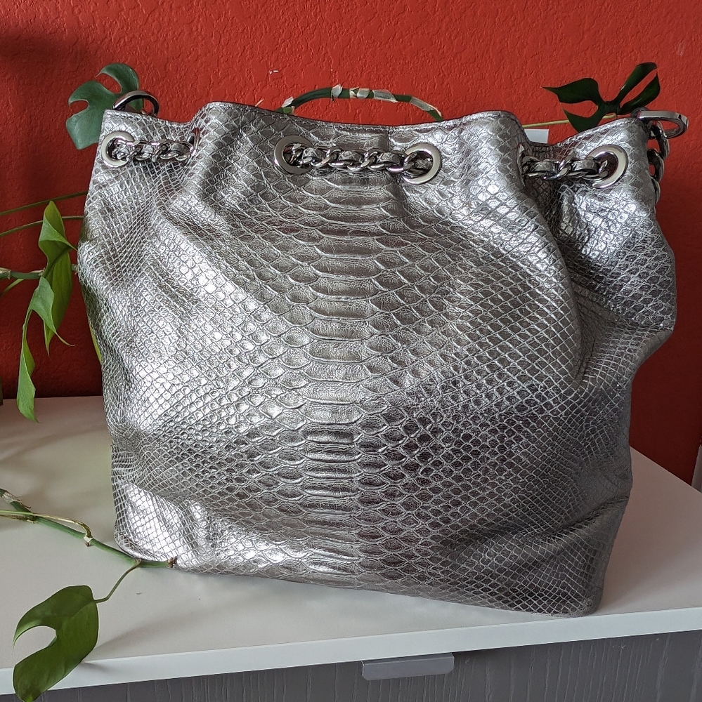 Michael Kors, Frankie Metallic Python Embossed Leather Bag - Picture 10 of 11